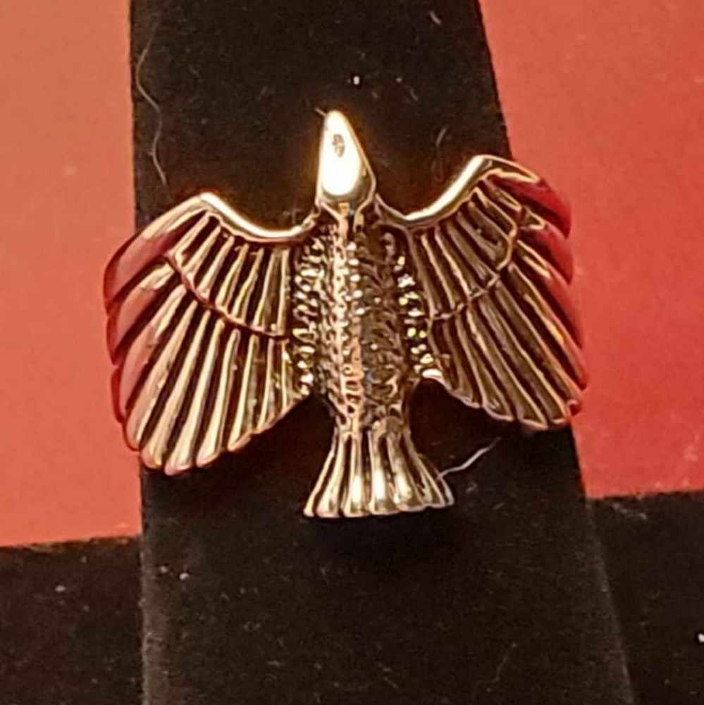New falcon ring size 11